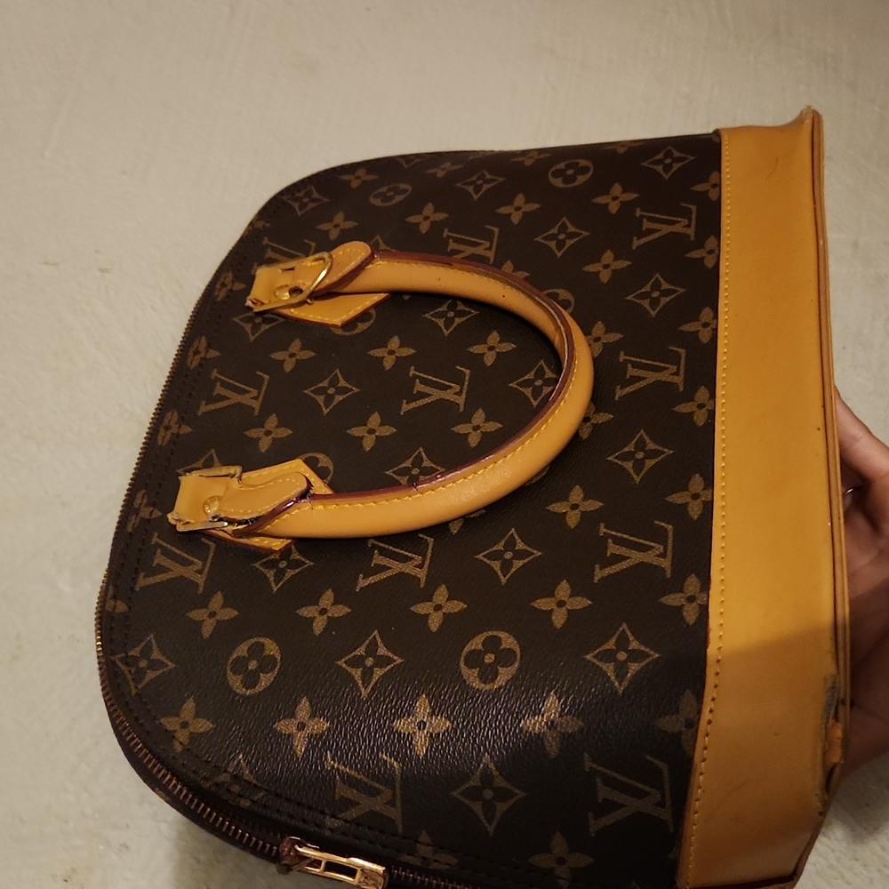 Louis Vuitton ALMA PM Monogram style bag